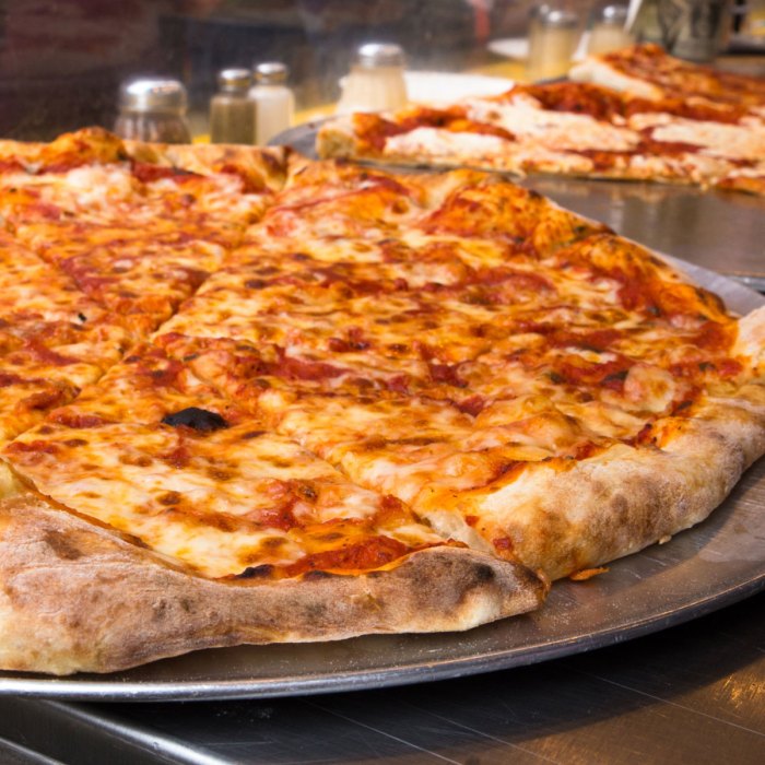 Eventlas trivia National cheese pizza day 2024 deals